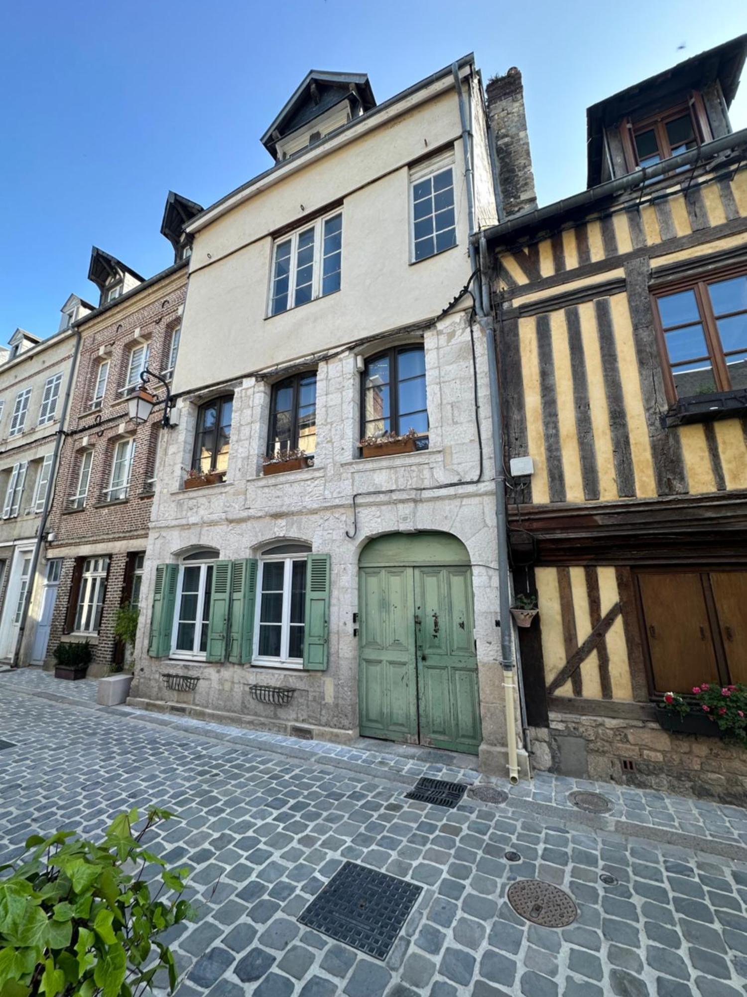 Nid D'Amour Sous Les Toits ! Honfleur Exteriör bild