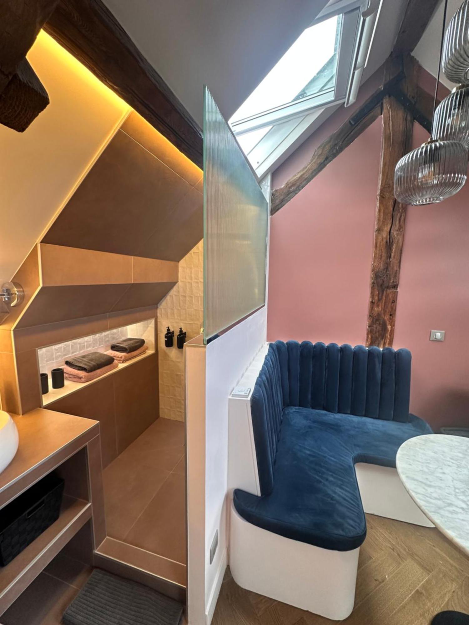Nid D'Amour Sous Les Toits ! Honfleur Exteriör bild